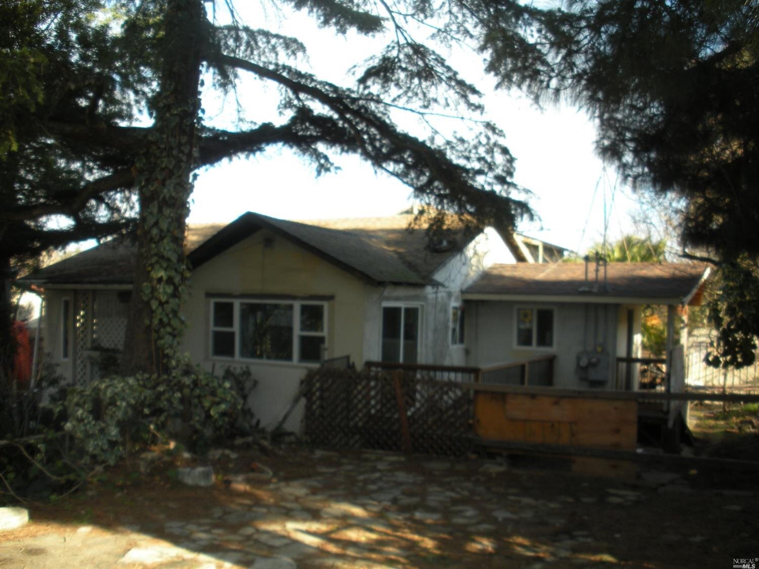 1156 Warren Avenue (94591)