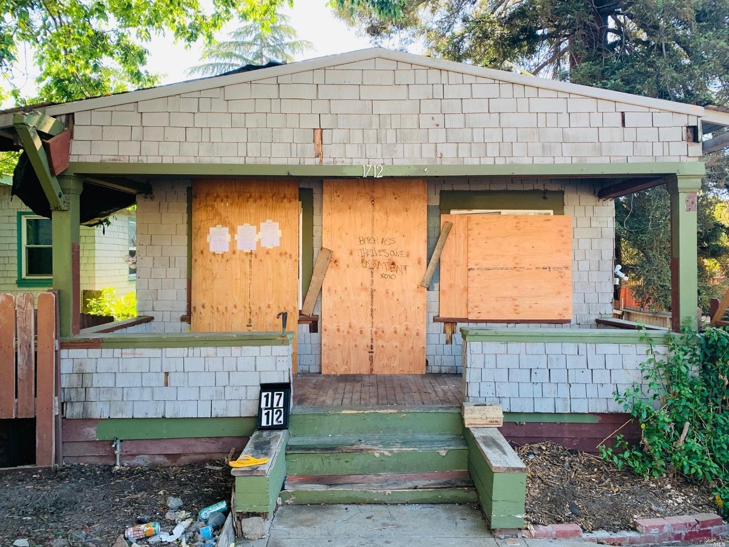 1712 Sacramento Street (94590)