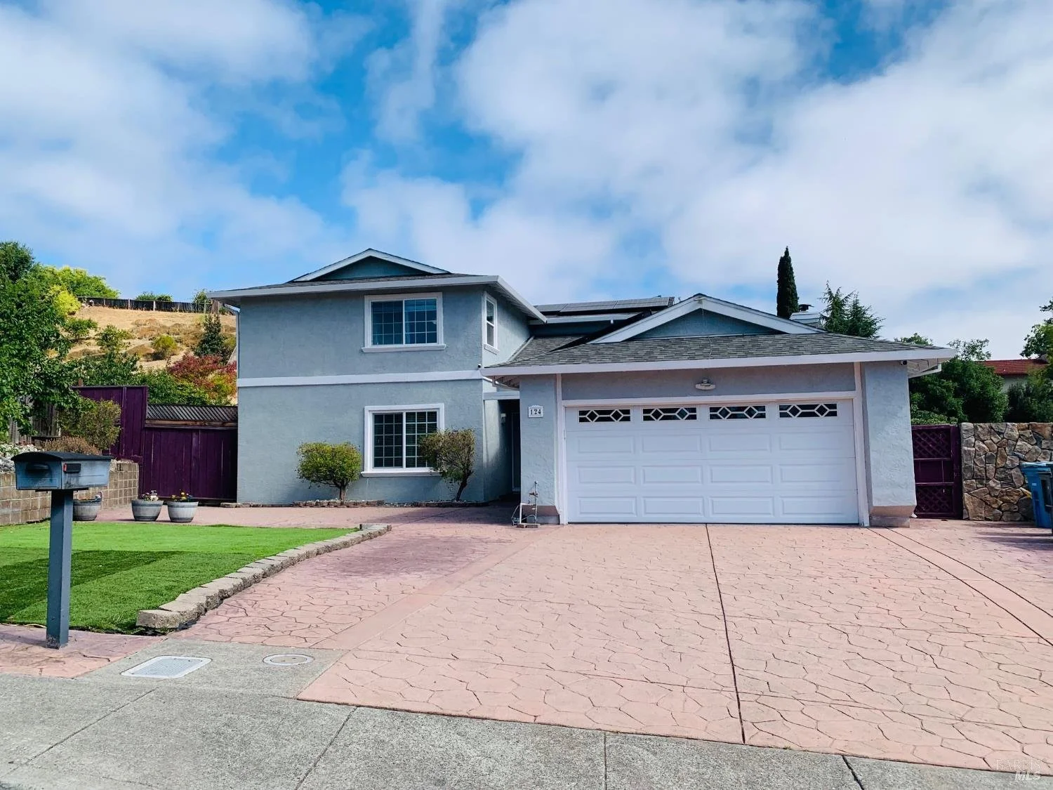 124 Thacker Court (94591)