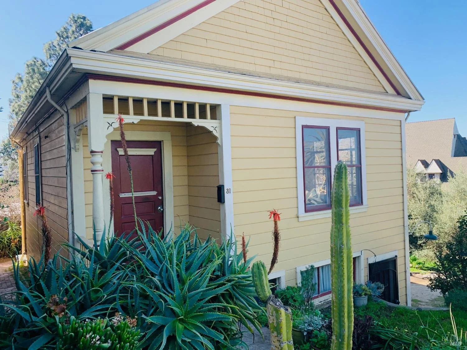 31 Kentucky Street (94590)