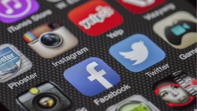 Replace Moves With These Apps For iOS and Android