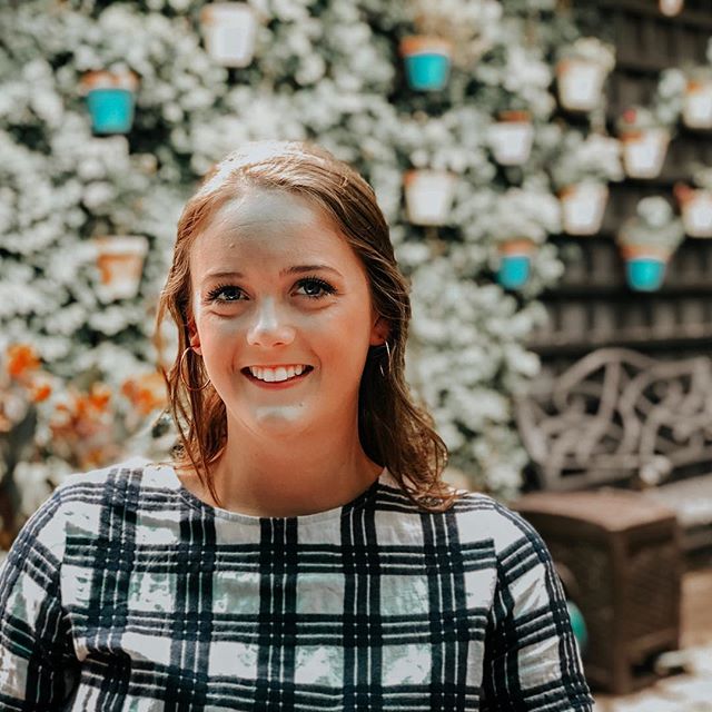 Our Theta of the Week is Natalie Redus! Natalie is from Houston, Texas and she’s currently in nursing school! Her favorite part about being a theta is “all the community I’ve formed since I’m from so far and didn’t know many people!” We love you Natalie!💕