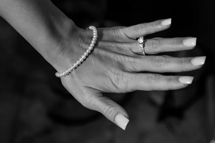 2014_Hager_PreCeremony_BrideGettingReady_142.jpg