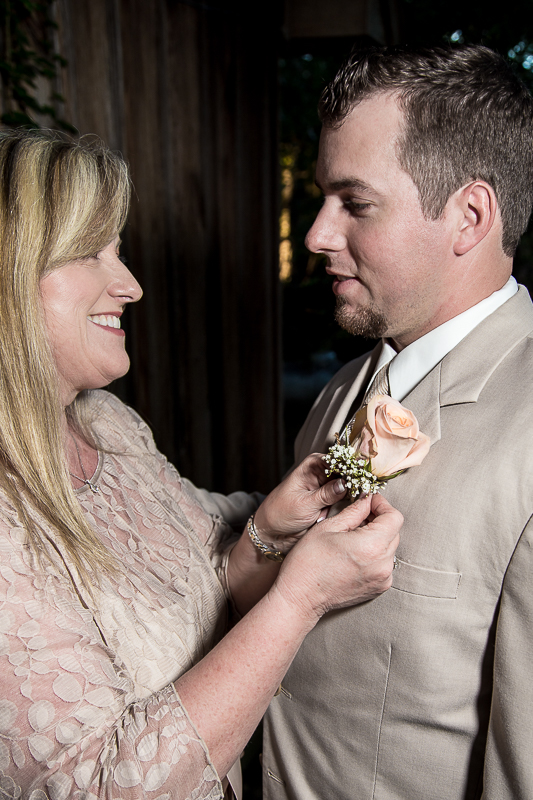 2014_Hager_PreCeremony_GroomGettingReady_125.jpg