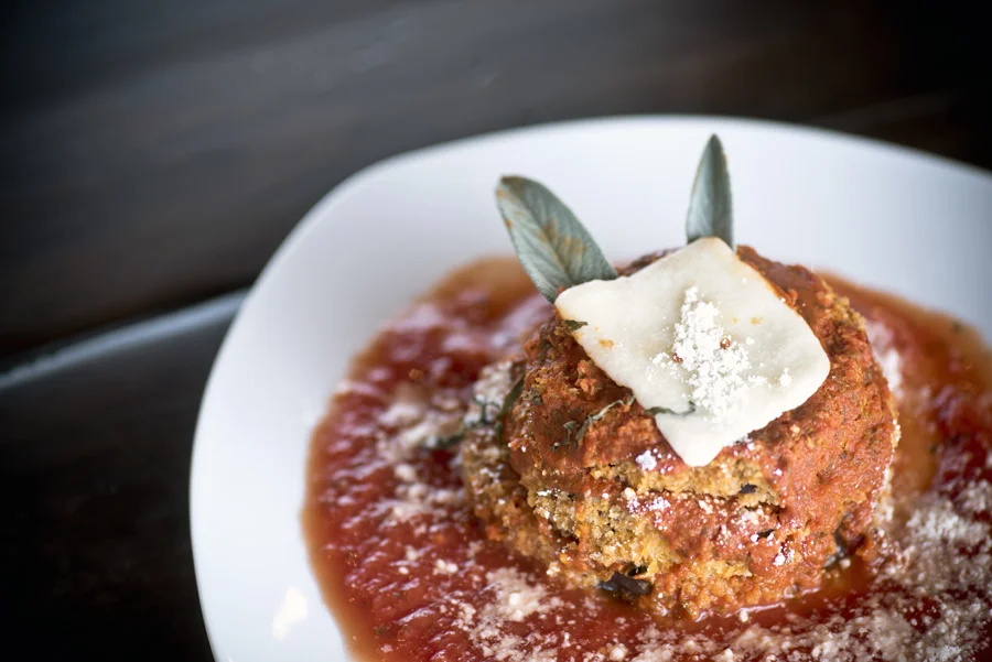 Food photography in palm 