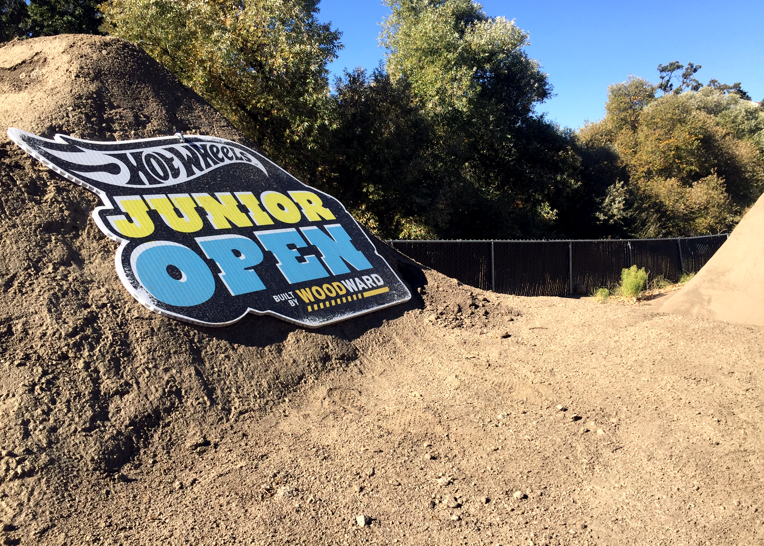 Hot Wheels Junior Open Identity 