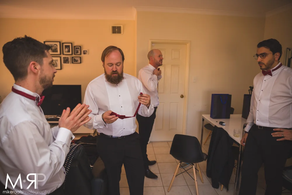 GuysGettingReady_006.jpg