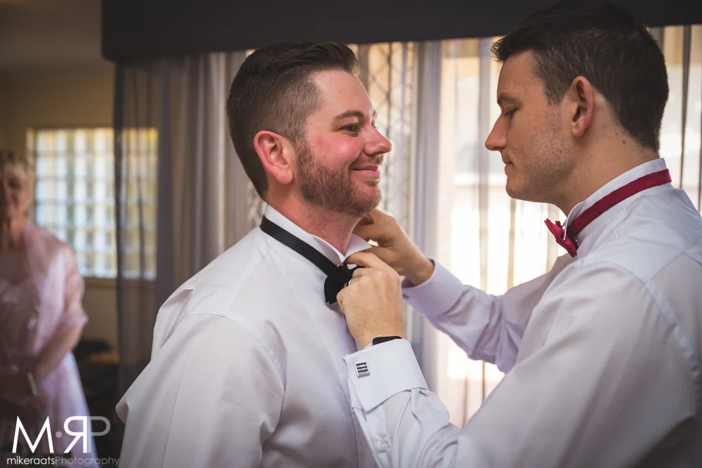 GuysGettingReady_009.jpg