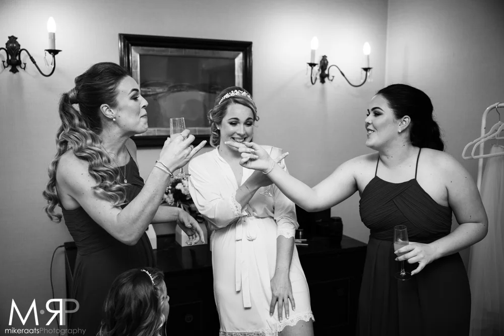 GirlsGettingReady_082.jpg