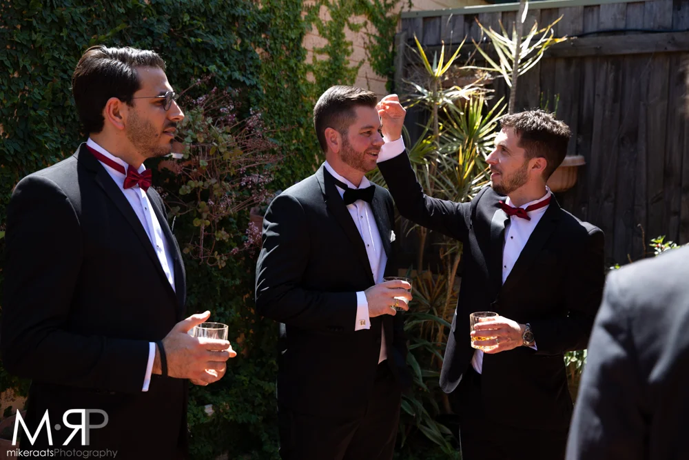 GuysGettingReady_036.jpg