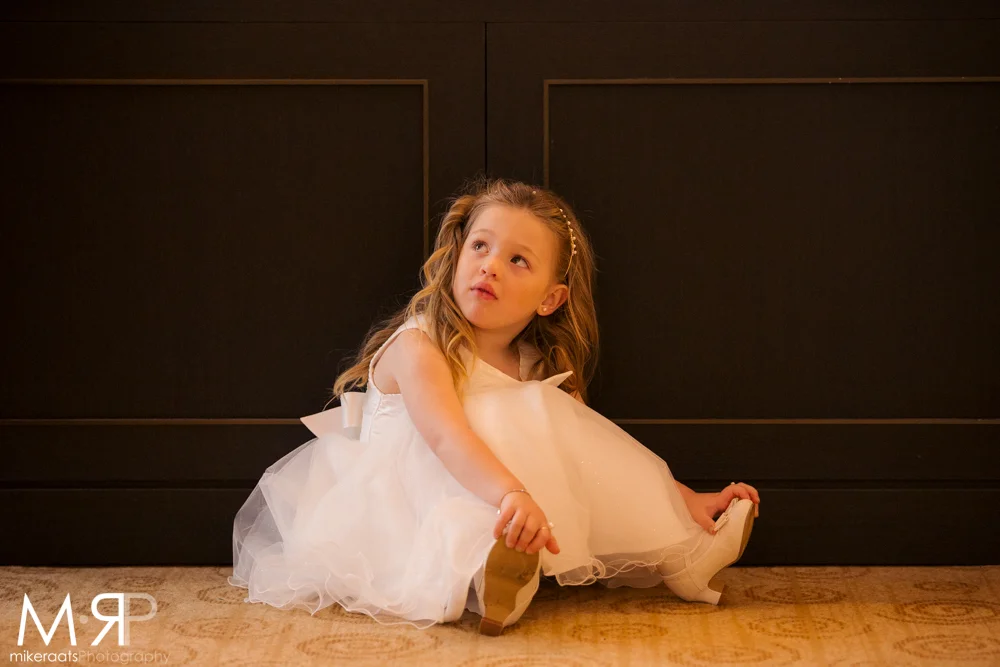 GirlsGettingReady_110.jpg