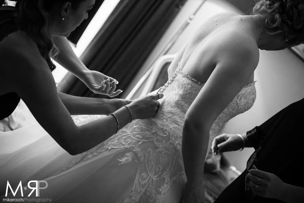 GirlsGettingReady_126.jpg