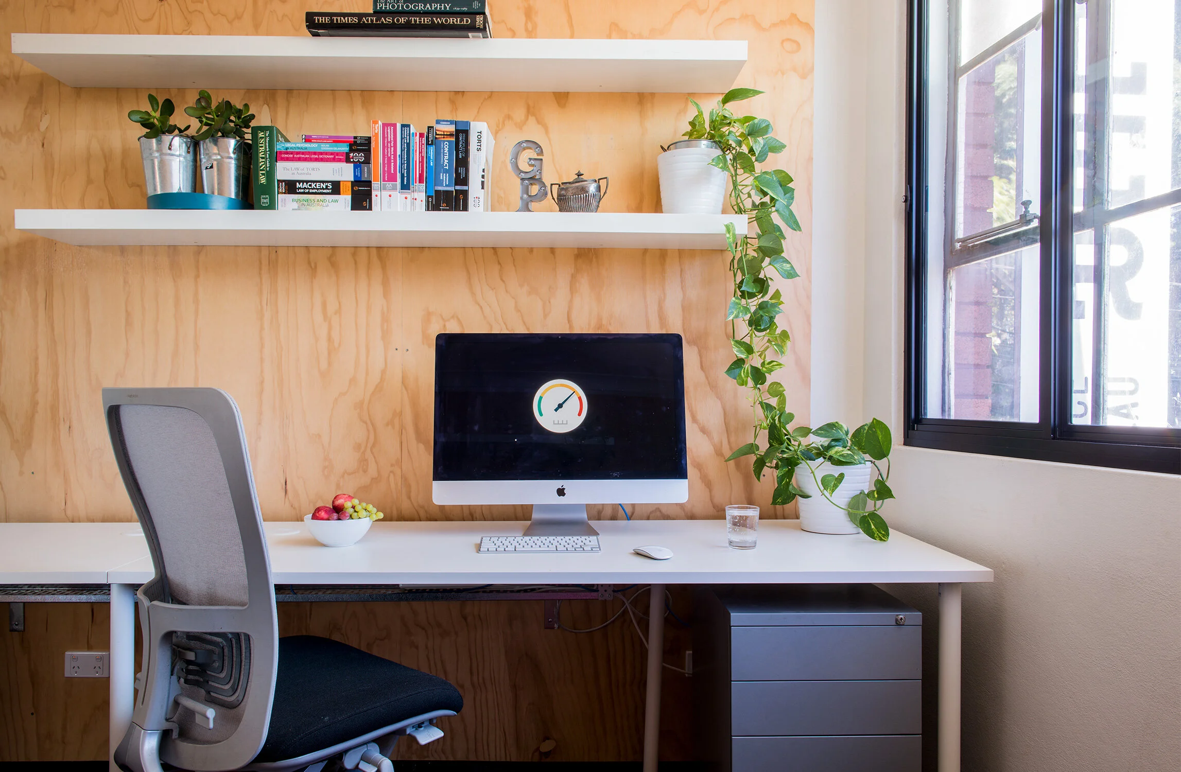 RollerDesk-018a.jpg