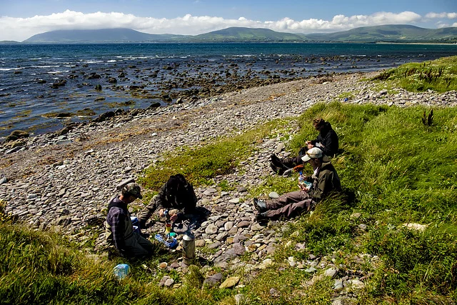 Another perfectly ordinary spot to stop for a bit of lunch and a cup of tea! Look at that ground behind the guys.