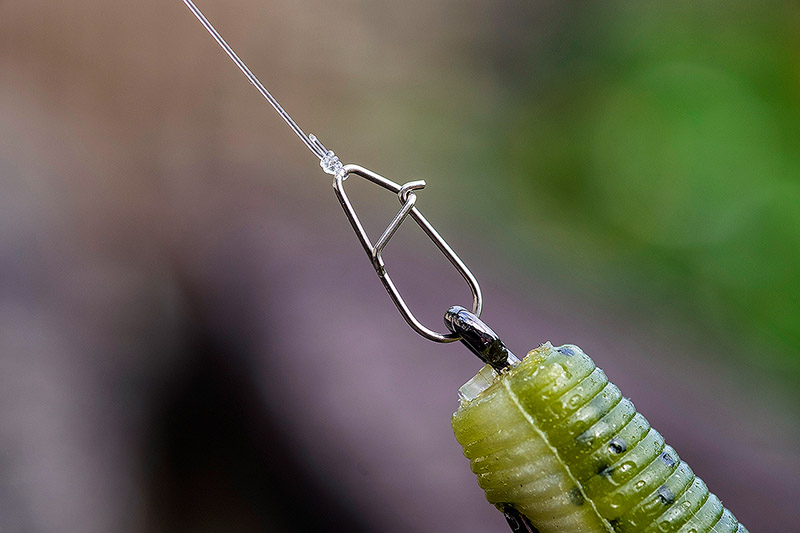 I'm looking for the lightest and strongest loop style lure clip