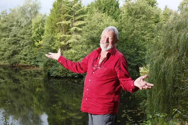 My profound apologies for “borrowing” this photo from the Angling Times website I think it was, but I don’t have any photos of John