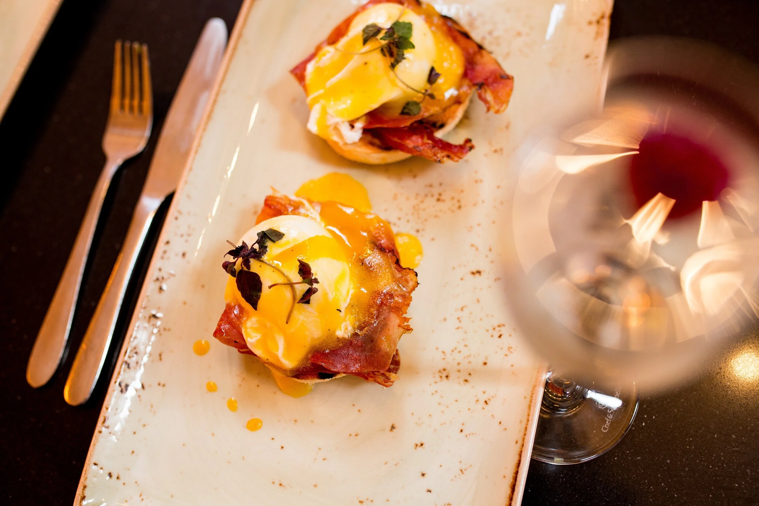 Brunch-19 EggsBenedict.jpg