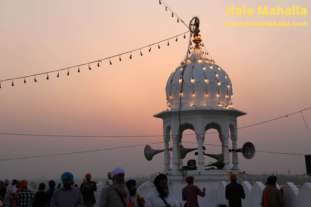 WM IMG_1454 Kesgarh Sahib Early evening.jpg