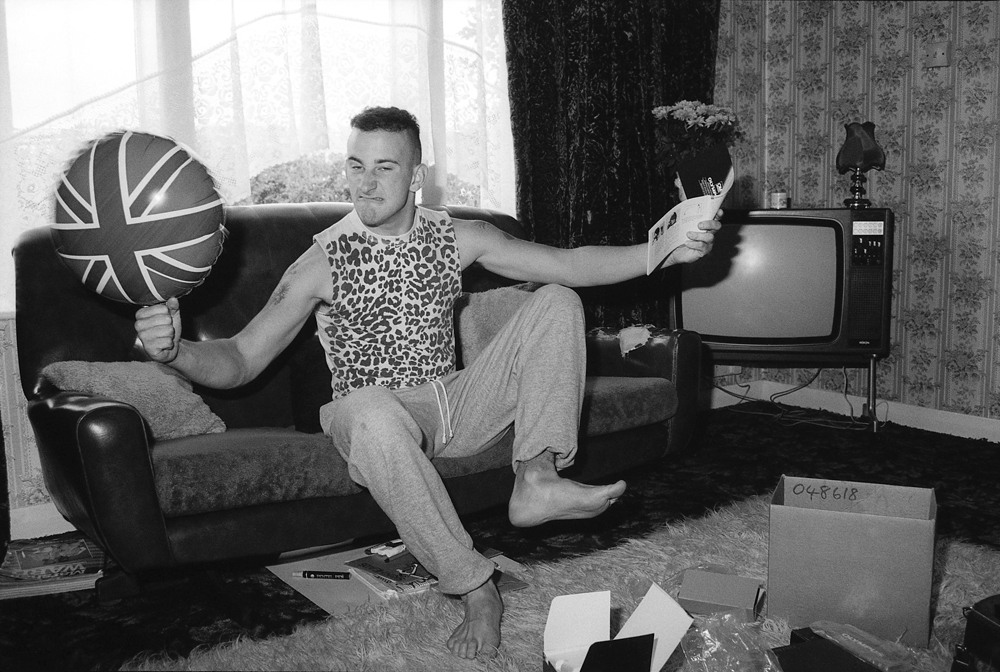 E Sheet 49 Neg 6. Skin. Neville. Gavin. Olympus. Front Room. 16 Hawthorne Rd..jpg