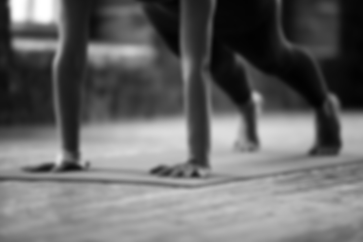 Woman-push%2Bup-pilates-exercise.jpg