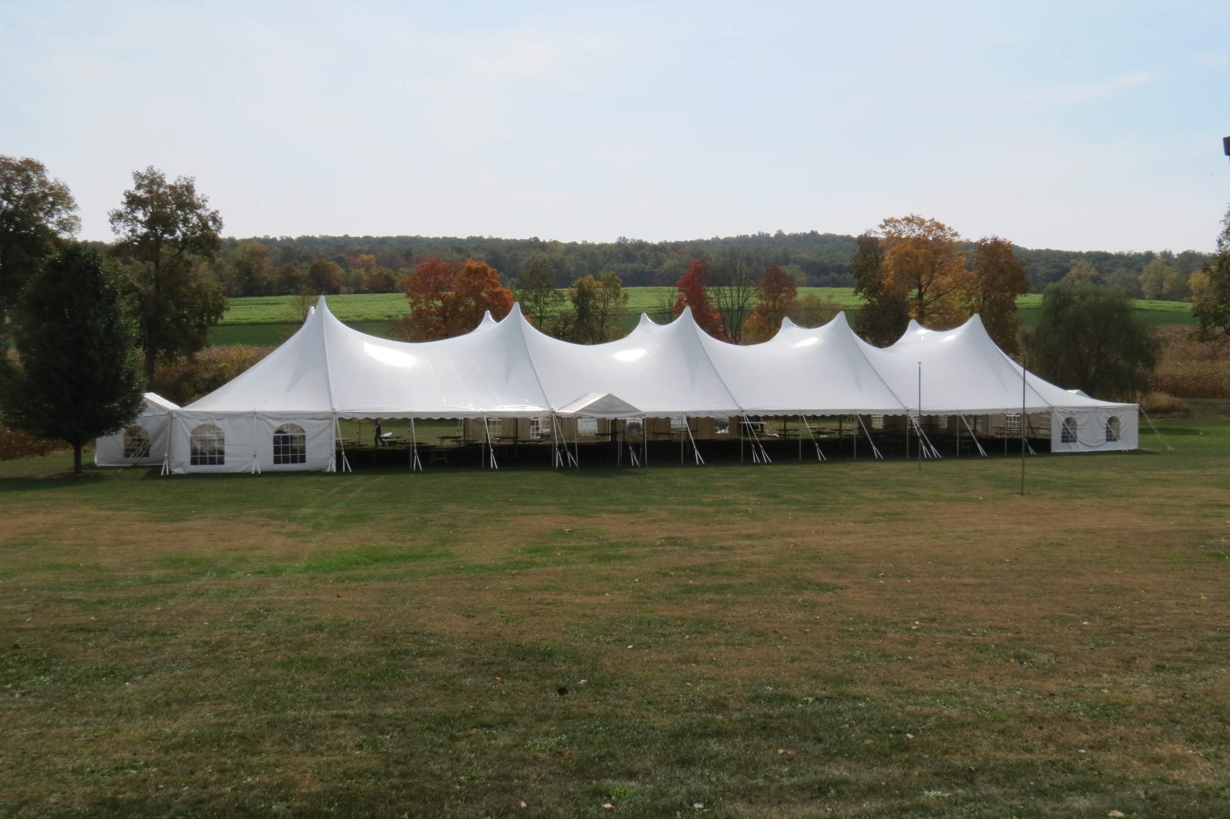 60x160 white tent