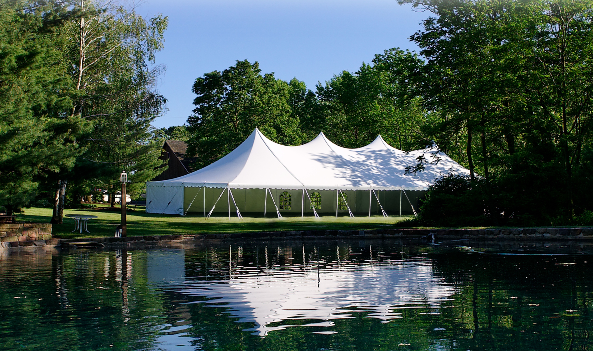 40x100 white tent