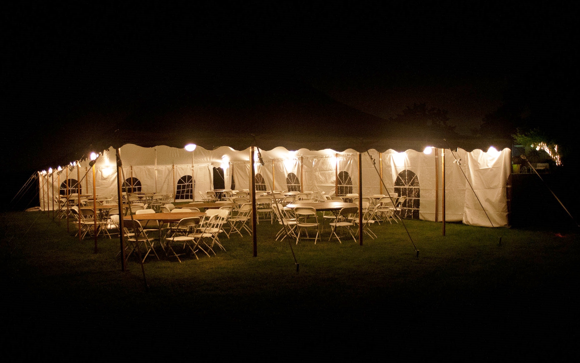 Party Tent Light Photos - Tent Lighting PA | Tents For Rent