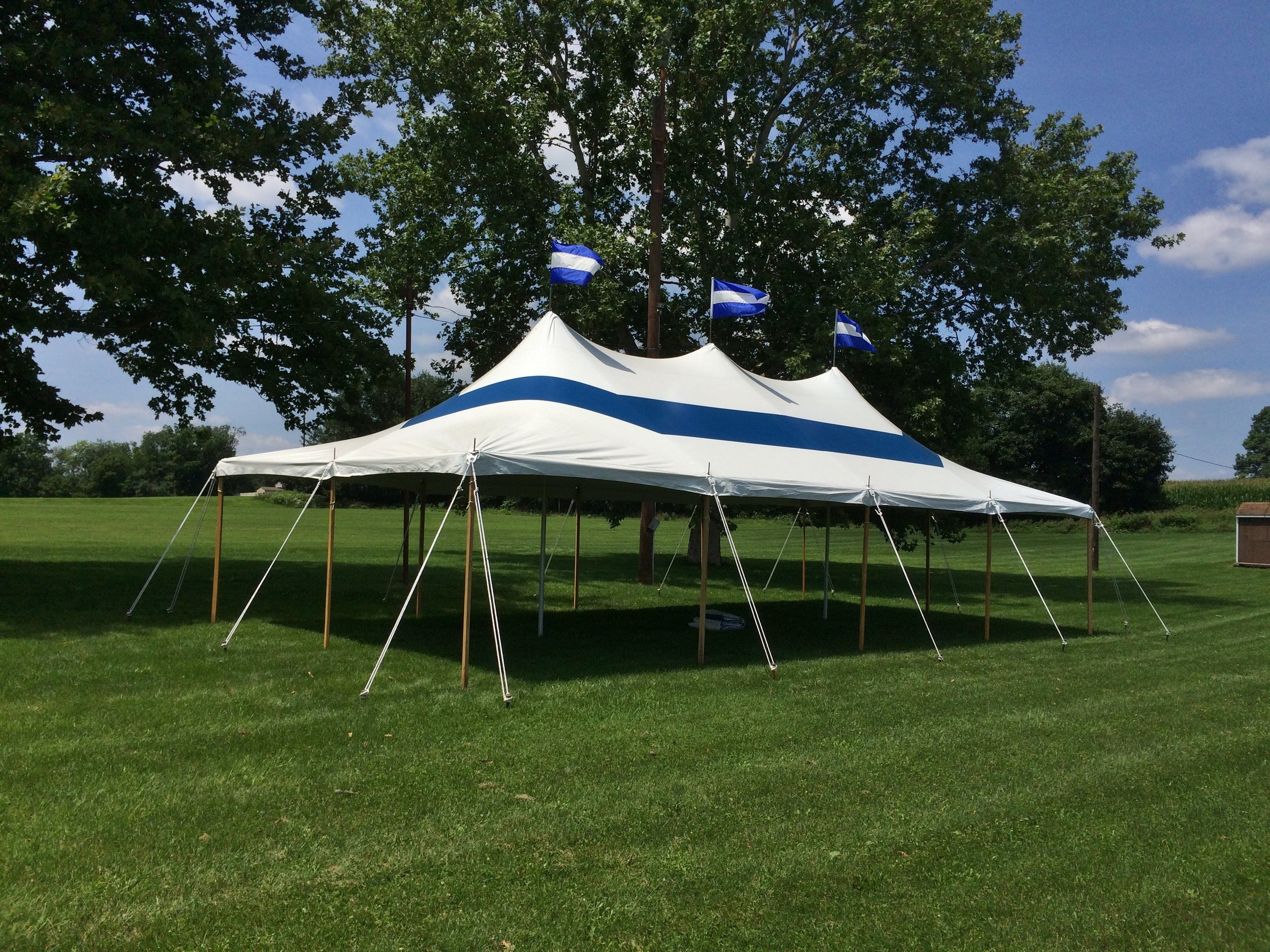 20x40 blue and white tent for graduation party