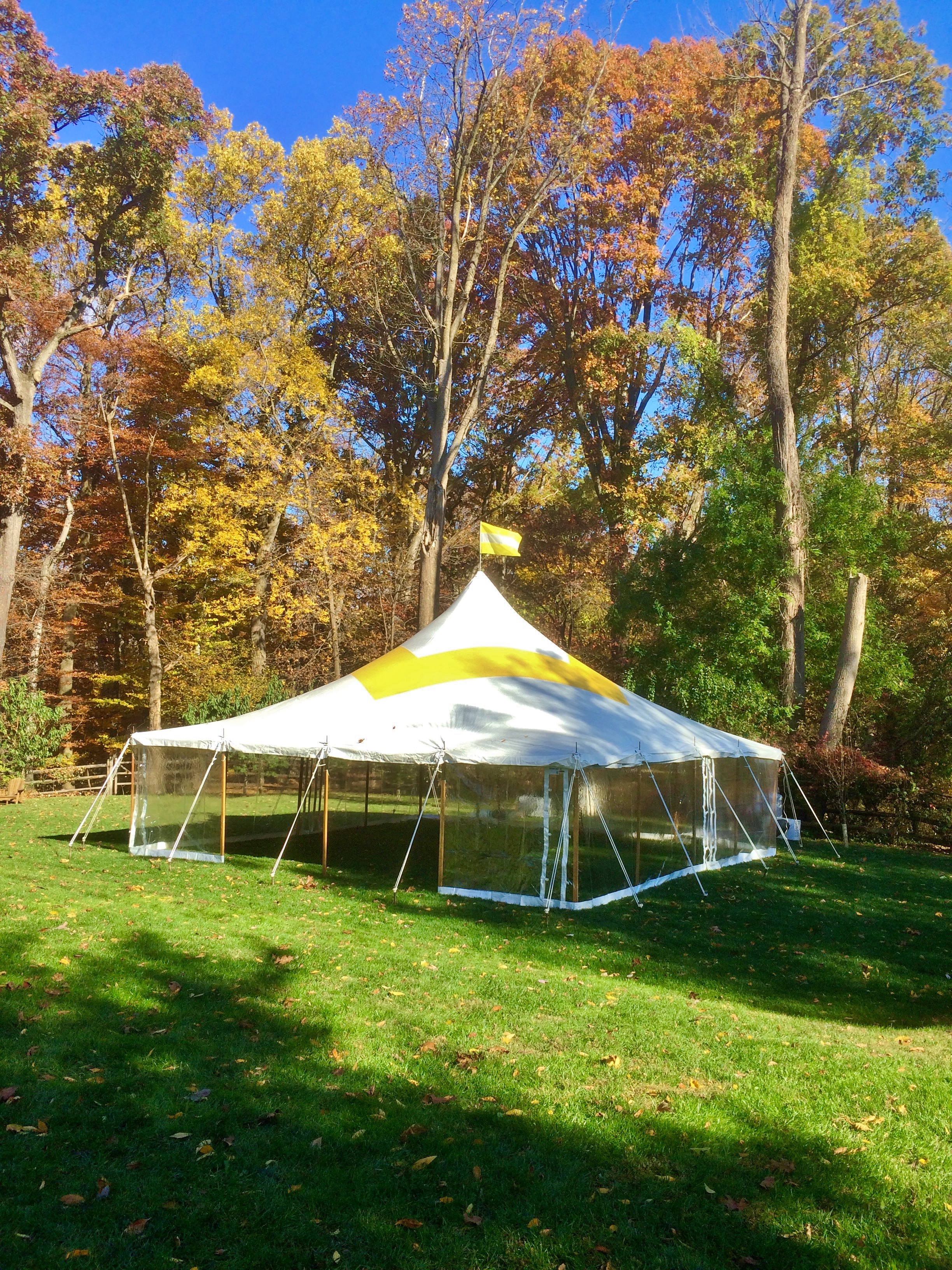 30x30 yellow and white grad tent