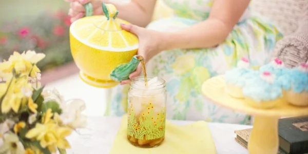 5 Ideas for Summer Party Tent Decorations