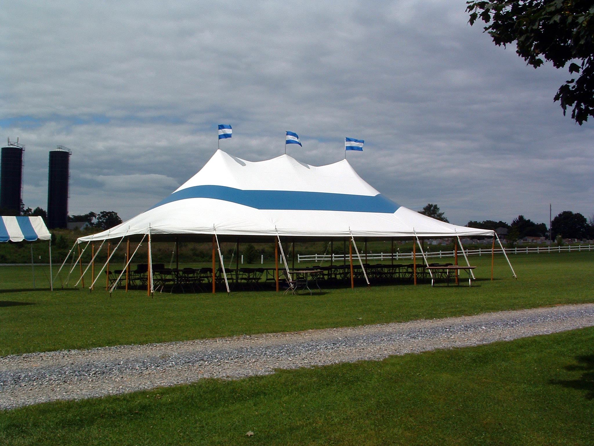 Blue party tent for rent in Fredrick, MD