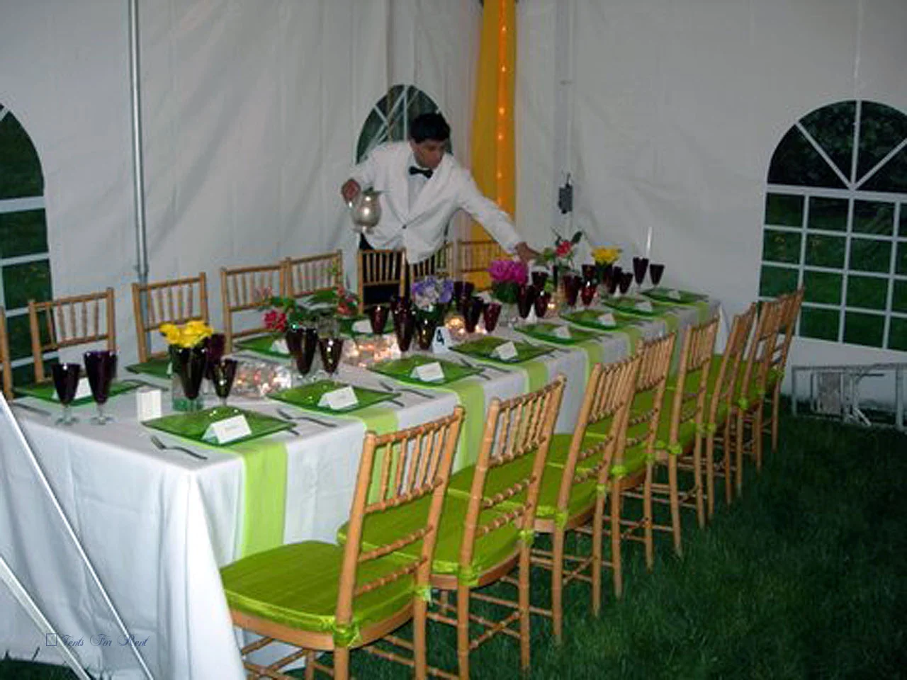 Linens and chairs for rent in King of Prussia, PA
