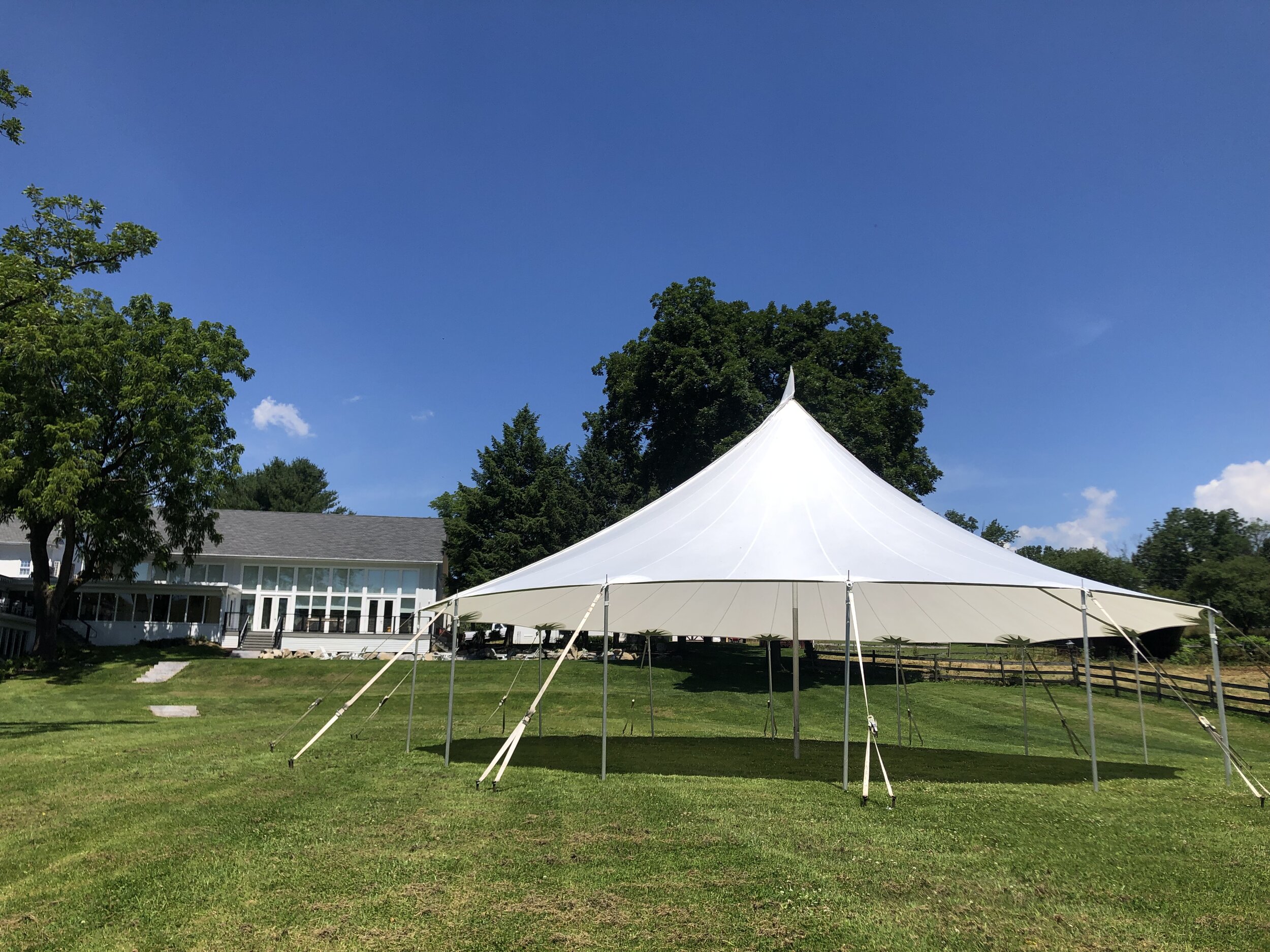 45x44 White sailcloth wedding tent