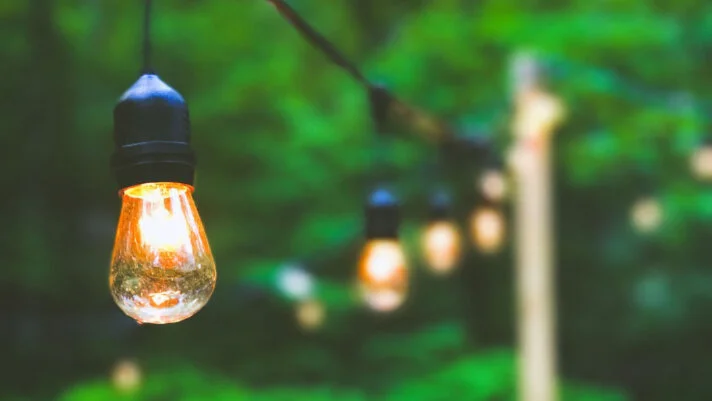 How to Prepare Your Backyard for an Outdoor Party