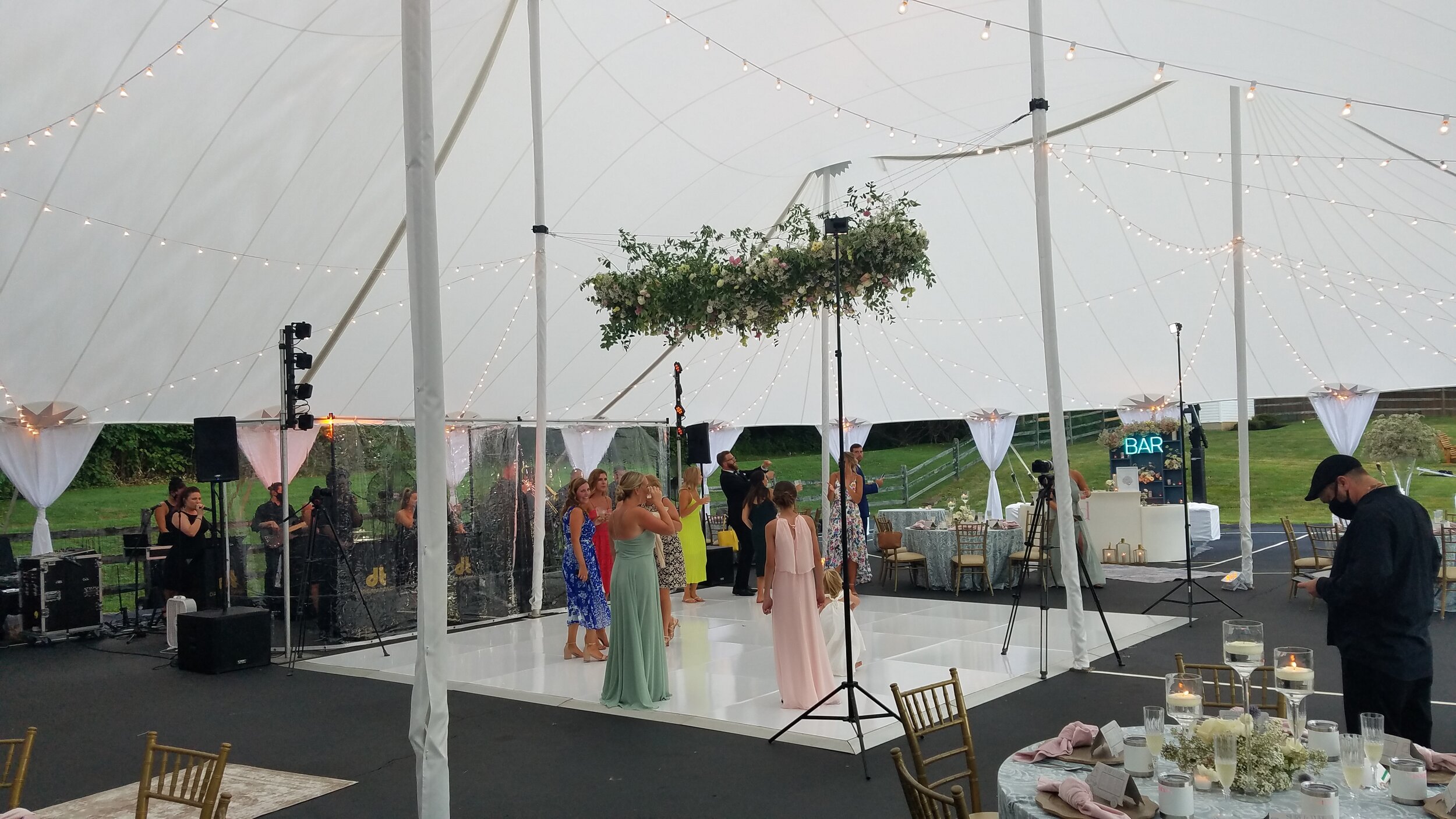Sailcloth wedding tent with white floor