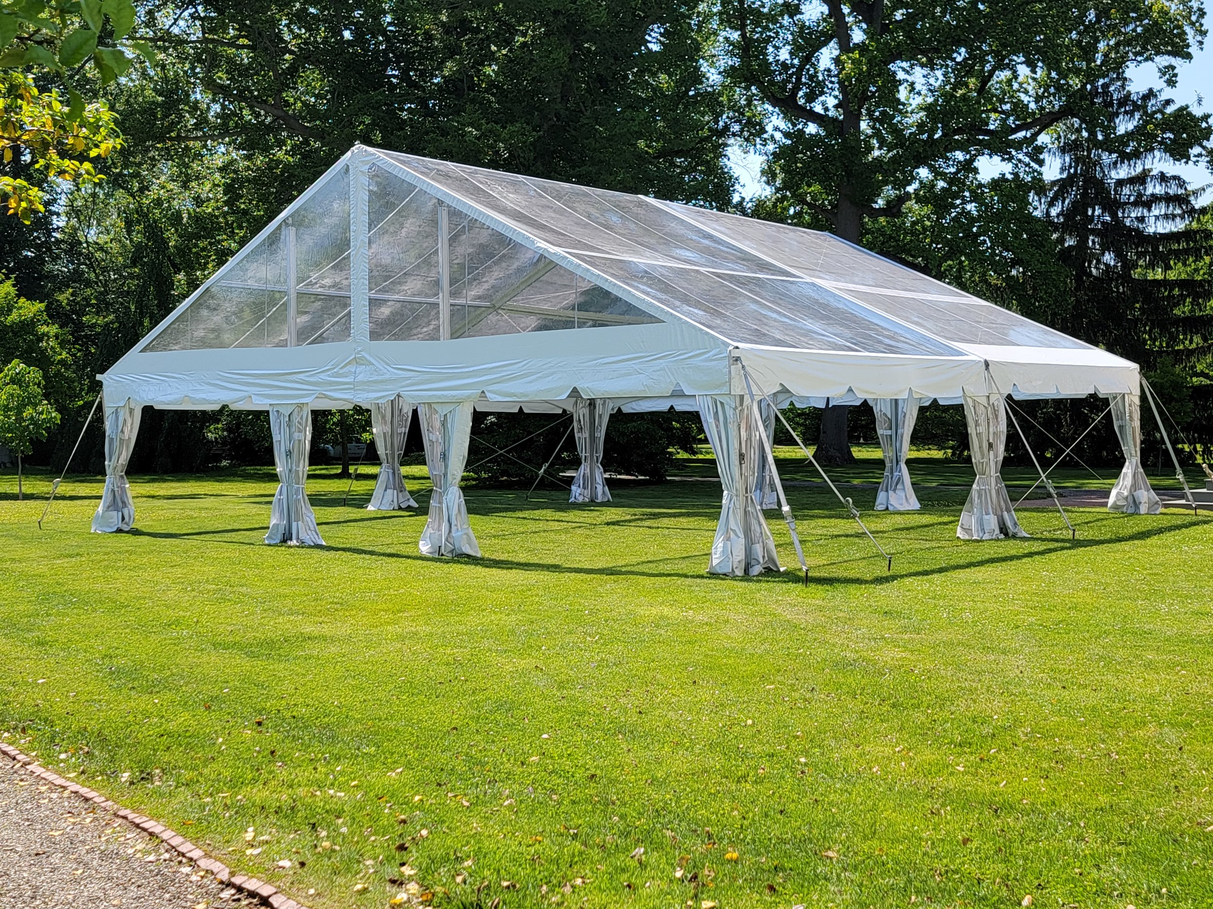 40x40 clear top frame tent