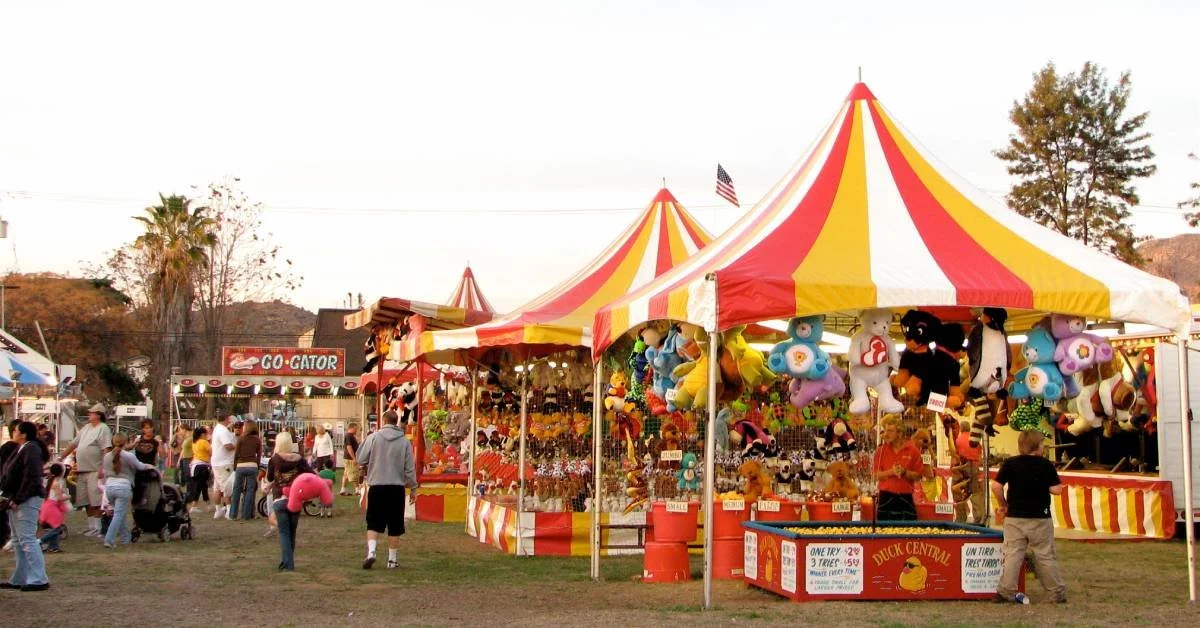 What To Know Before Renting Tents for a School Carnival