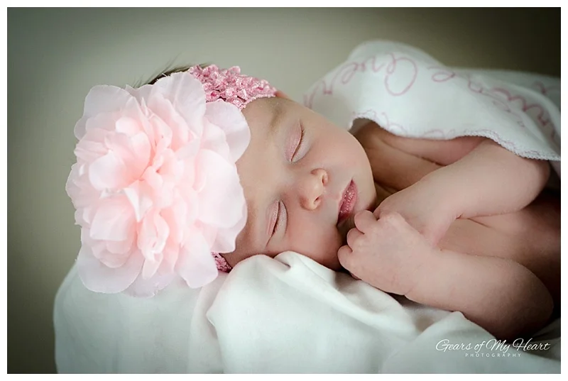 Avery + Newborn | Stuttgart, Germany