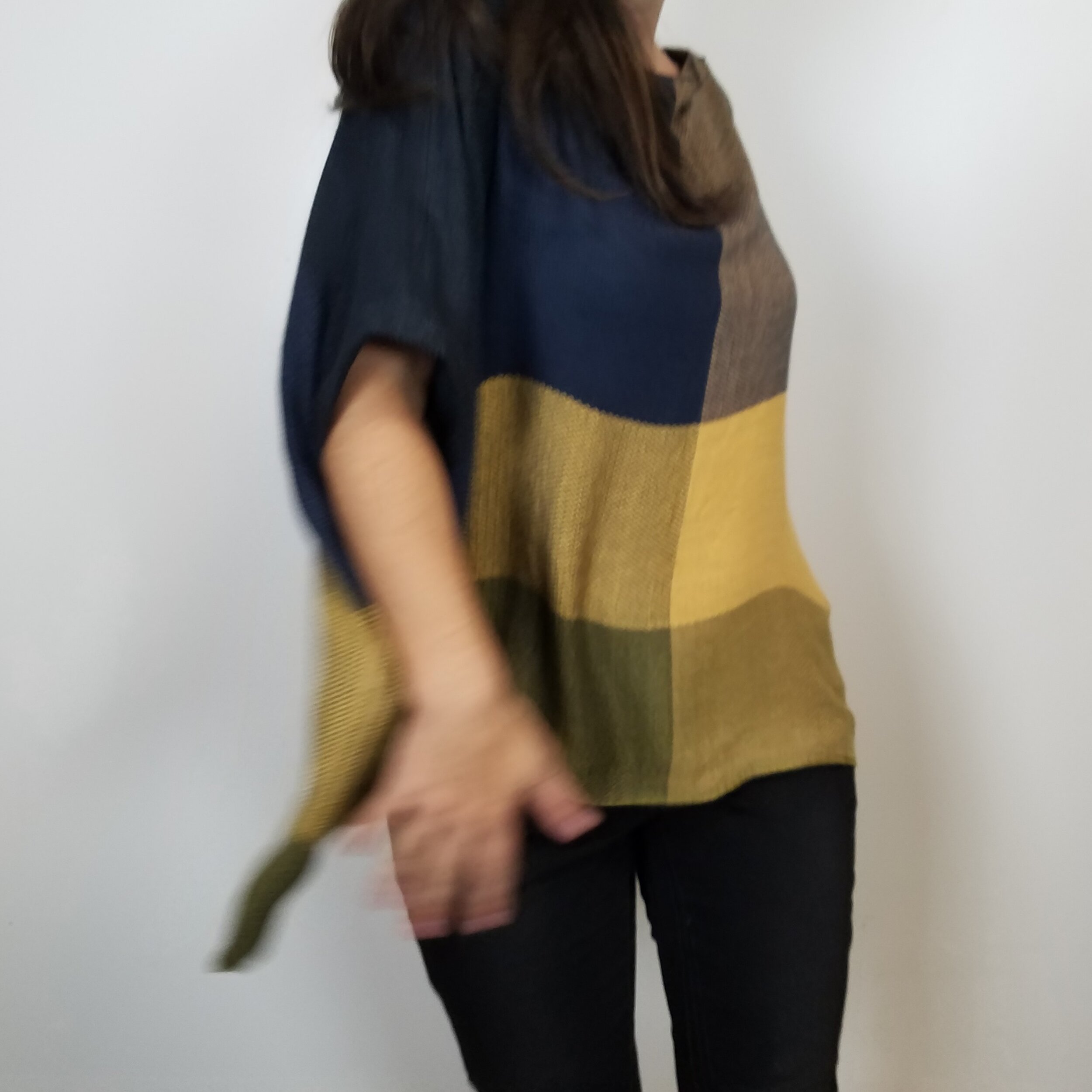 bamboo tencel handwoven navy gold (11).jpg