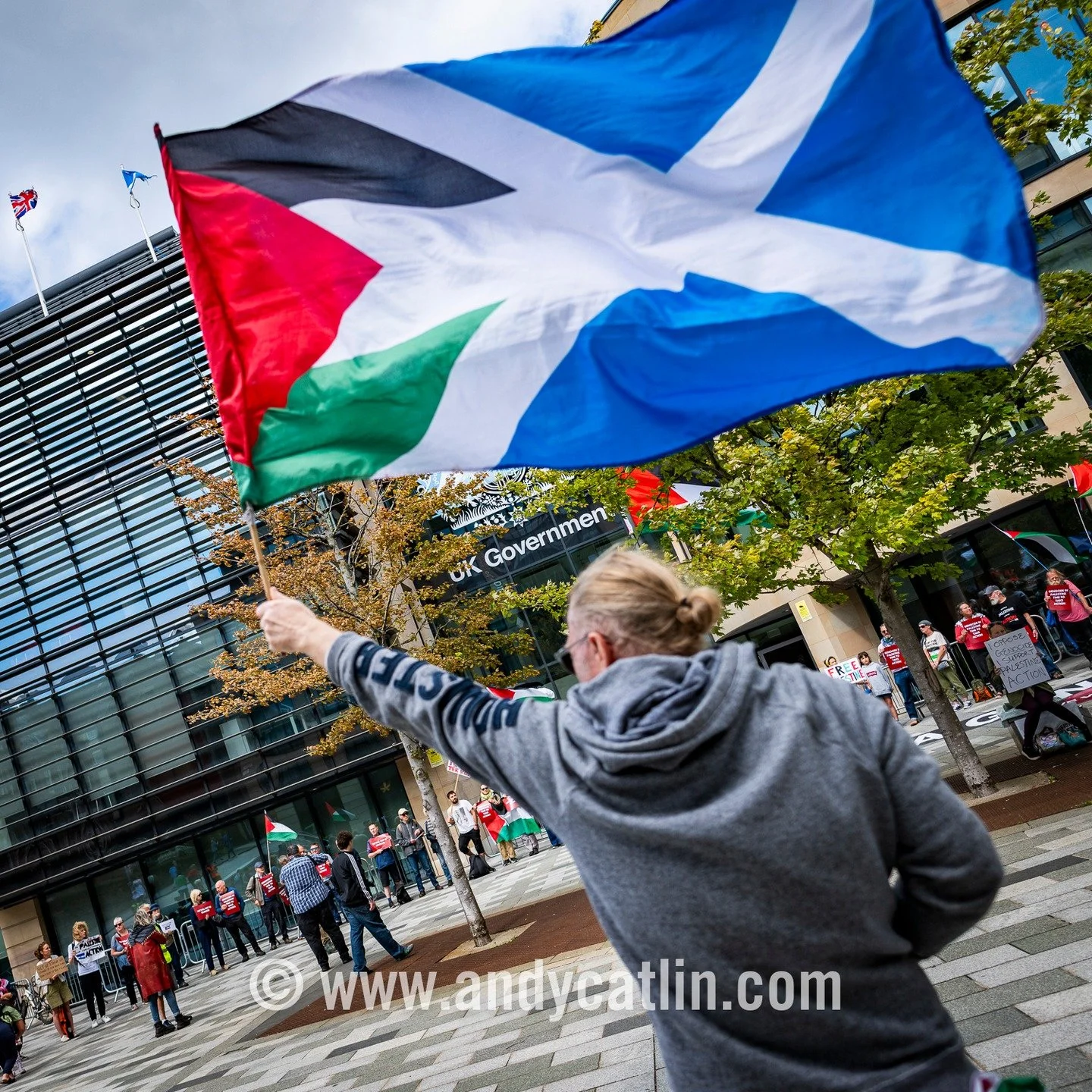 Positive to see so many folk at today&rsquo;s #Edinburgh Lift the Ban silent protest in solidarity against the proscription of Palestine Action 👏