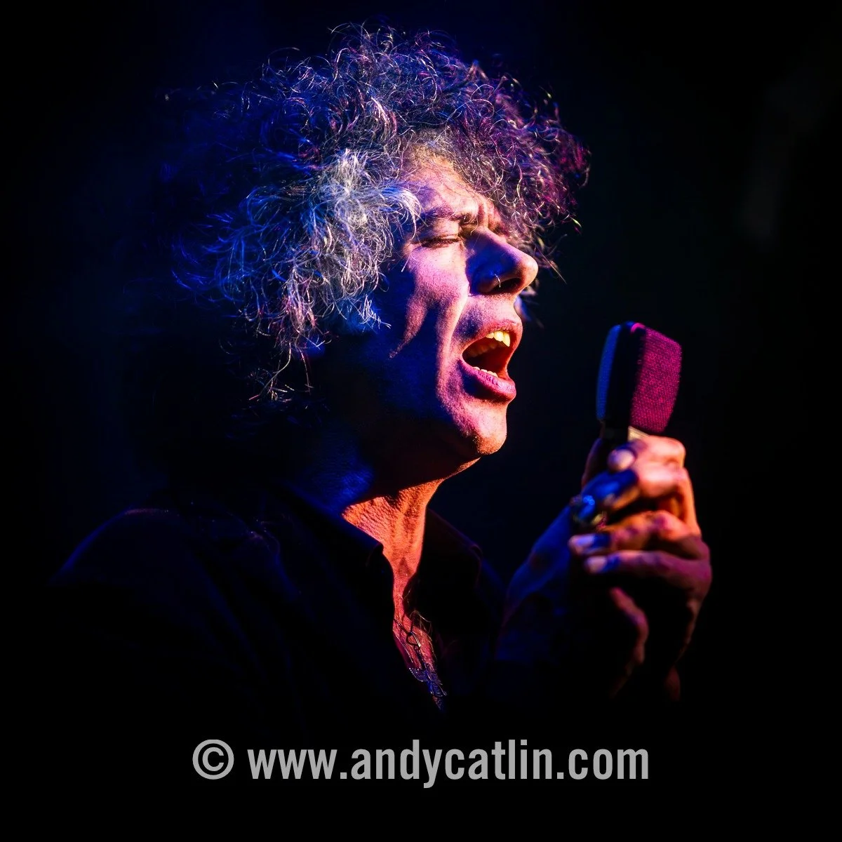 Gorgeous set from @theutopiastrong + @monster_liles at @sneakypetesclub tonight, full of texture and interplay 👏 Photo album &gt; https://andycatlin.myportfolio.com/the-utopia-strong-andrew-liles-22-october-2025
