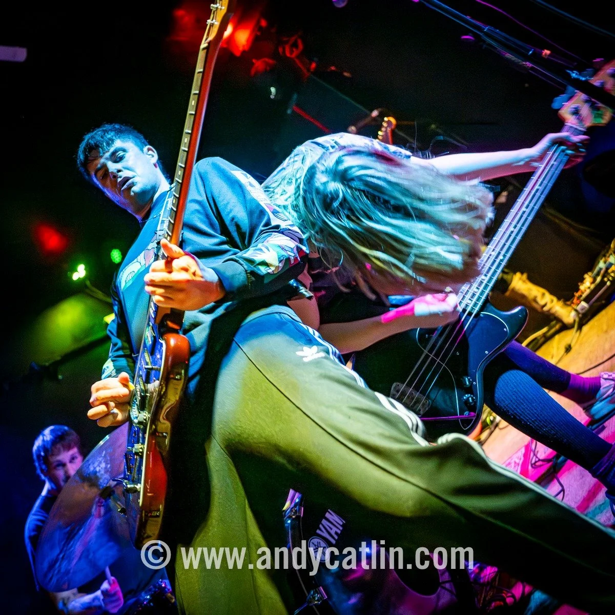 Fizzy giddy high from tonight's ecstatic and unrelenting @marathon.ams show with @comfortgirll + @corrinetheband c/o @sneakypetesclub guesting at Legends 👏👏👏 Photo album &gt; https://andycatlin.myportfolio.com/marathon-comfort-girl-corrine-28-nove