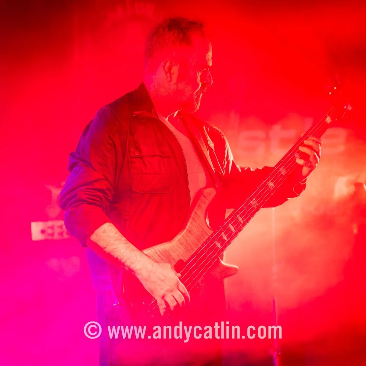 After last week's session in the recording studio, good time catching up with @blackstar_falling live last night at @whistlebinkies 👏