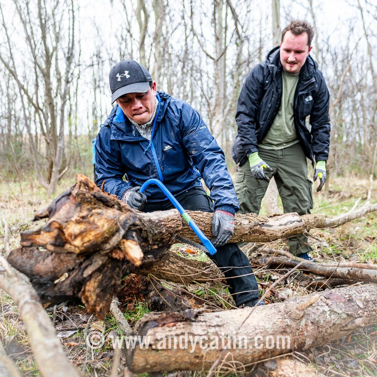 Braving the elements today documenting many hands making light work as @edinburghnapier MSc Wildlife Biology &amp; Conservation students visited the East Lothian Council Ranger Service at Levenhall Links in Musselburgh 💪