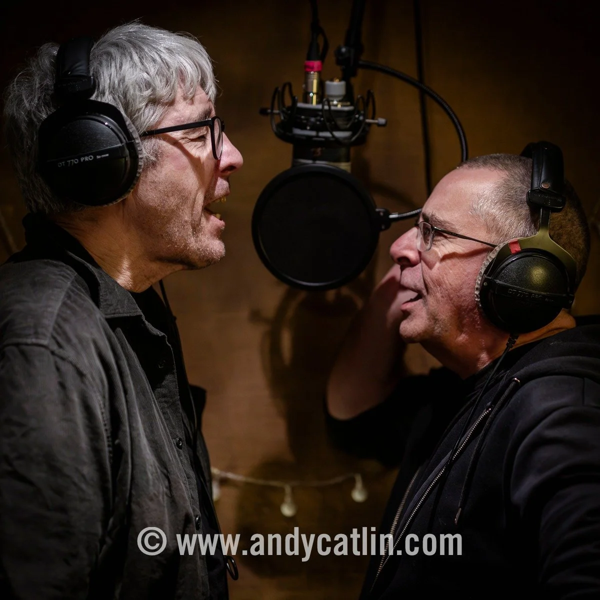 Cracking afternoon taking photos with @blackstar_falling who are recording their new album at @markmorrowaudio - catch them live at @whistlebinkies in #Edinburgh on Wed 18 Feb 2026 🎶