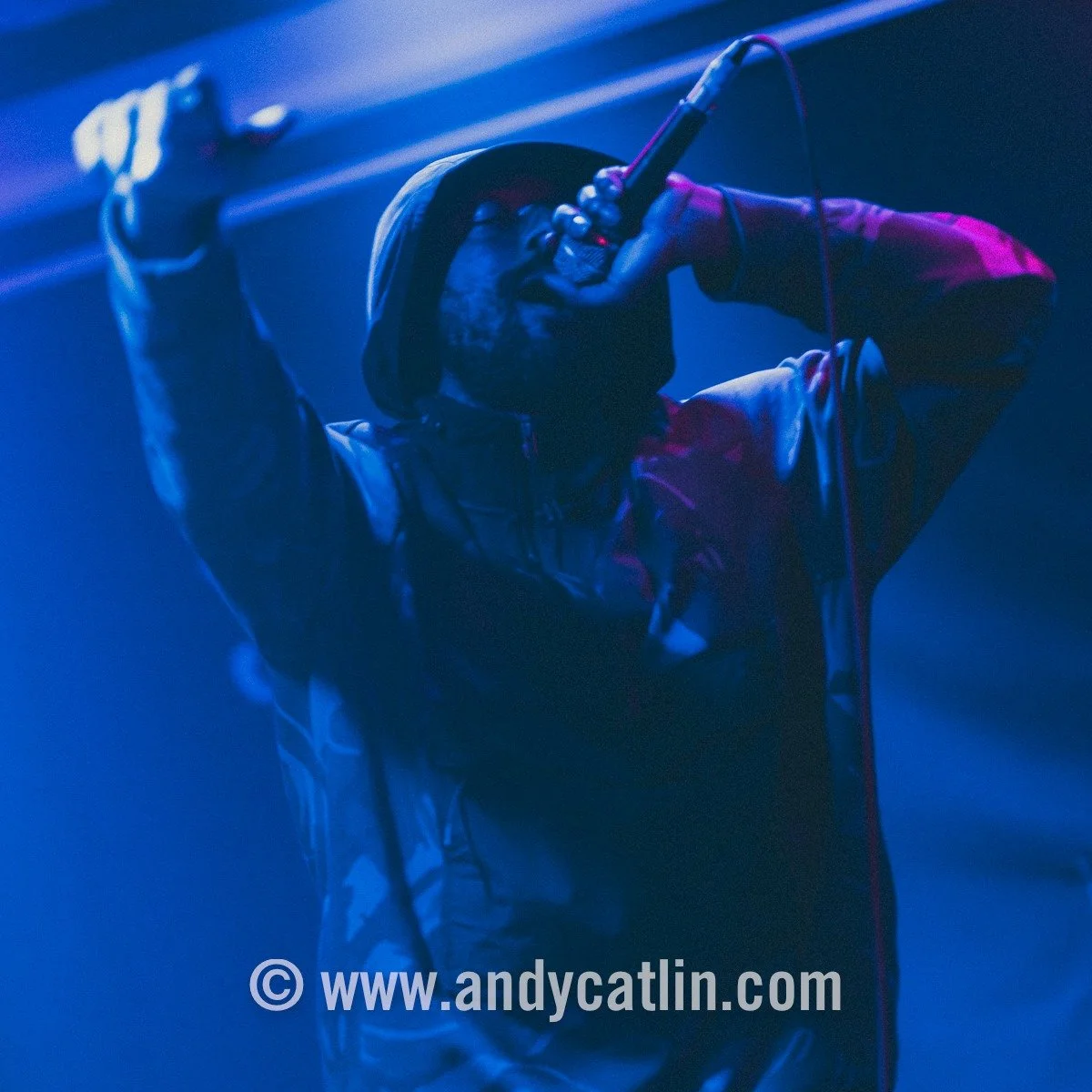 Top night of slinky, smokey beats and rhymes from @yungmorpheus + @thrvd + @jurnalistmte at @sneakypetesclub 👏 Photo album > https://andycatlin.myportfolio.com/yungmorpheus-26-may-2026