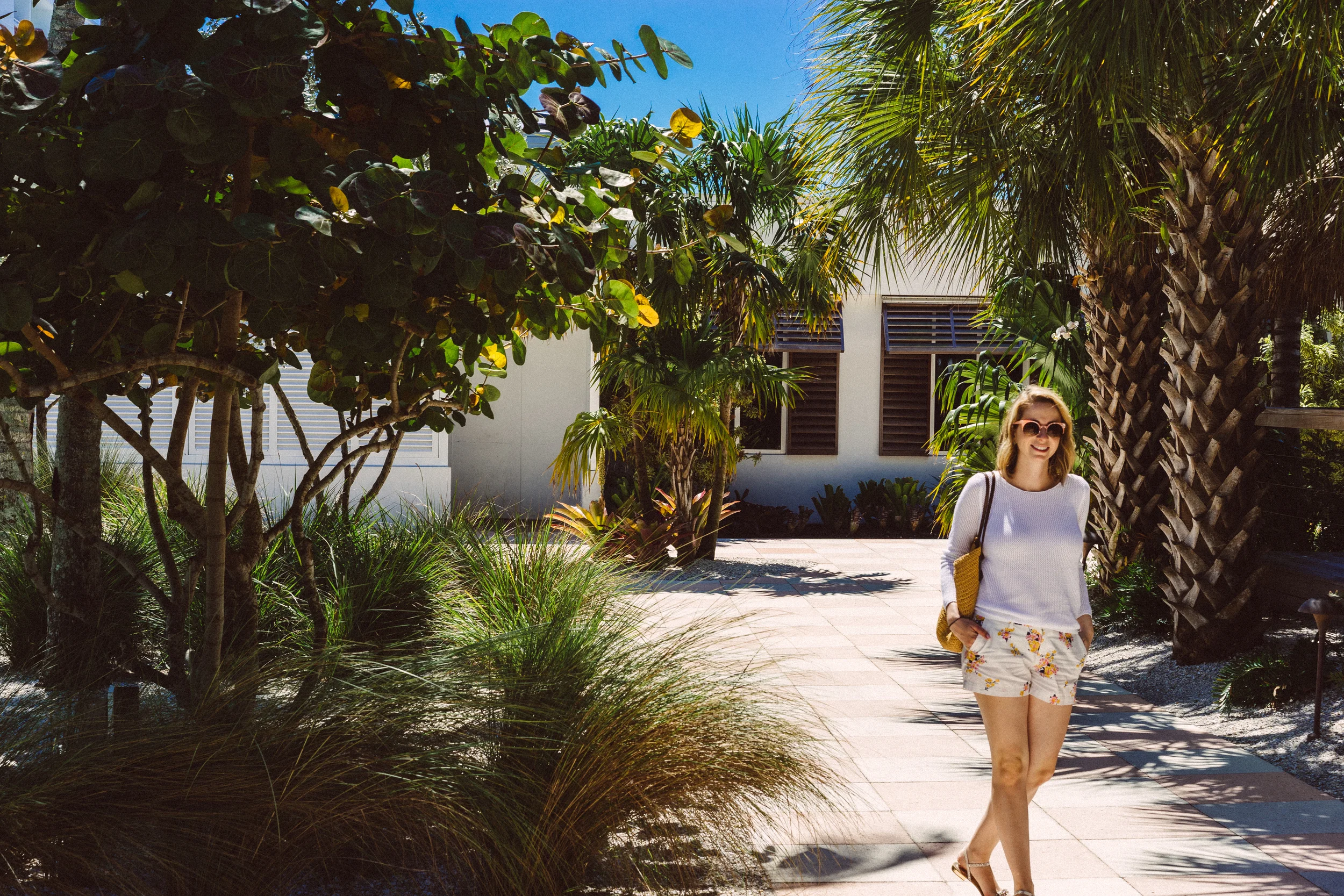 NaplessBeachHotel3.jpg