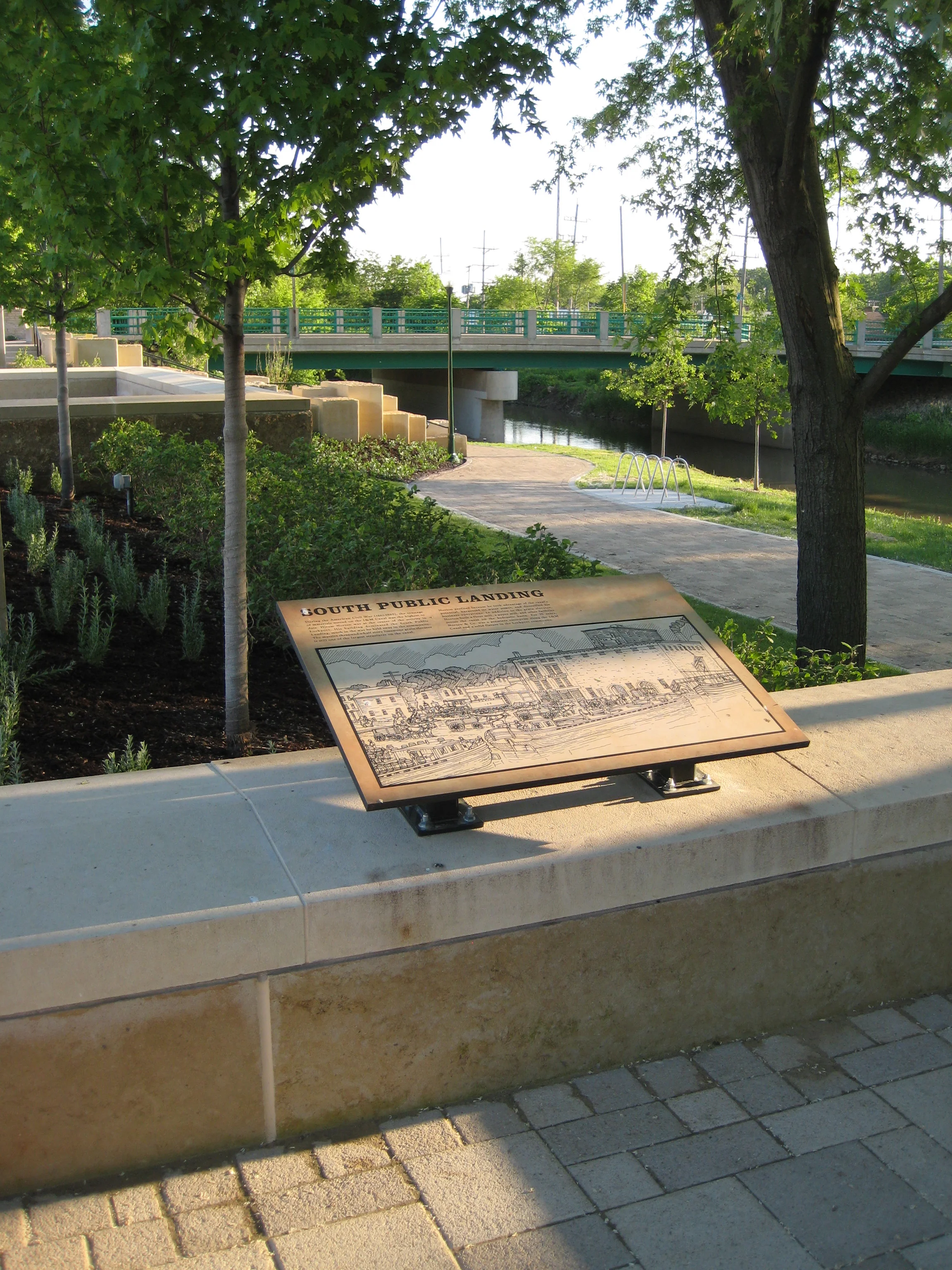 Lincoln_Landing_03.jpg
