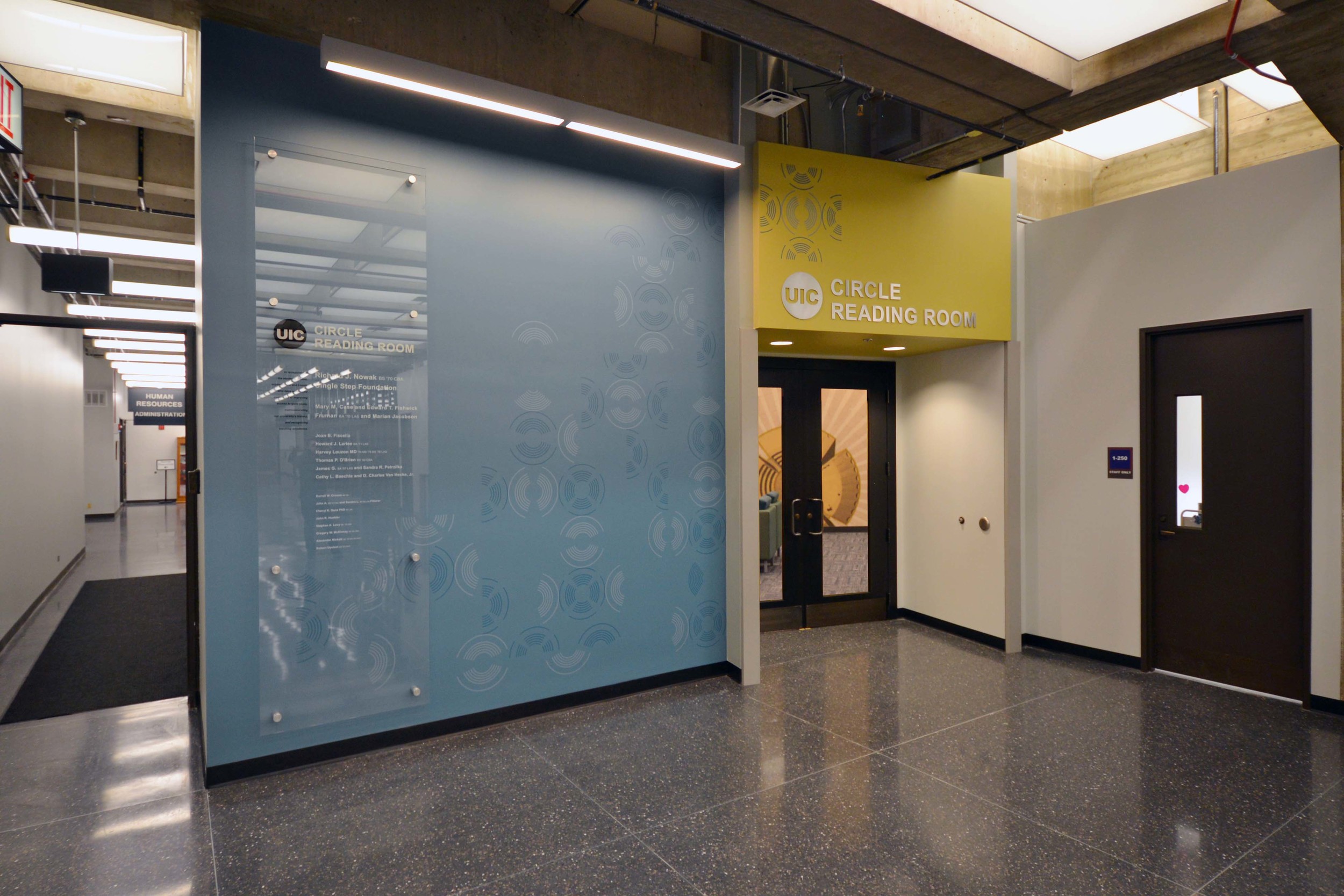 UIC CIRCLE READING ROOM