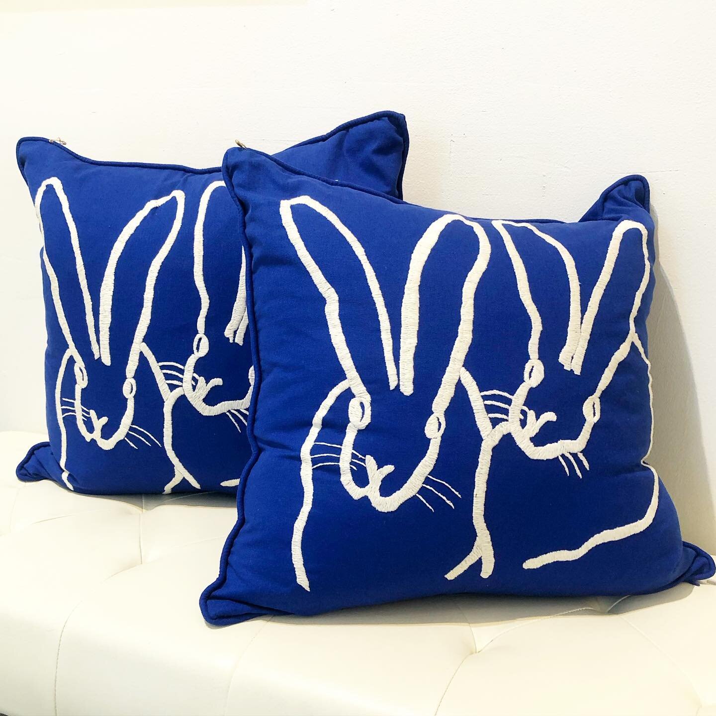You know it&rsquo;s been a busy day when it&rsquo;s almost 5:00pm and you realize that you haven&rsquo;t posted&hellip; so here&rsquo;s a cheery image to begin and end the day with! Hunt Slonem linen/ embroidered bunny pillows 20&rdquo; x 20&rdquo; (